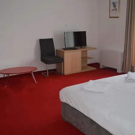 Sportsko Rekreativni Centar Ajdinovici Πανσιόν Olovo (Zenica-Doboj)