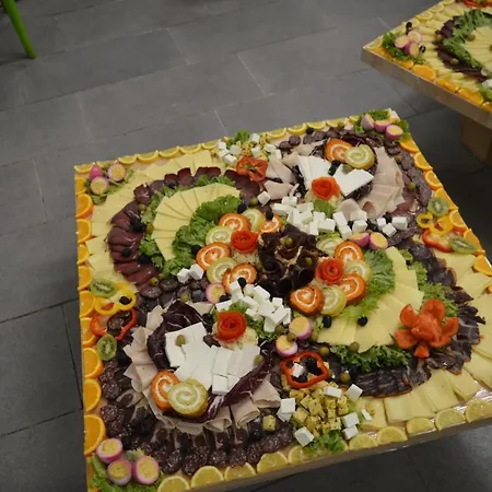 Sportsko Rekreativni Centar Ajdinovici Πανσιόν 4*