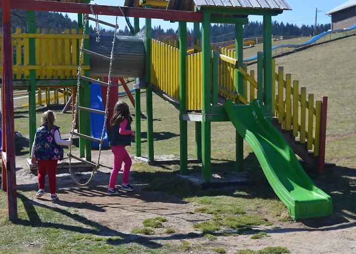 Sportsko Rekreativni Centar Ajdinovici Penzion 4*